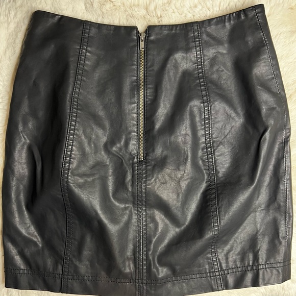 Modern Femme Faux Leather Mini Skirt in Black - Picture 6 of 8